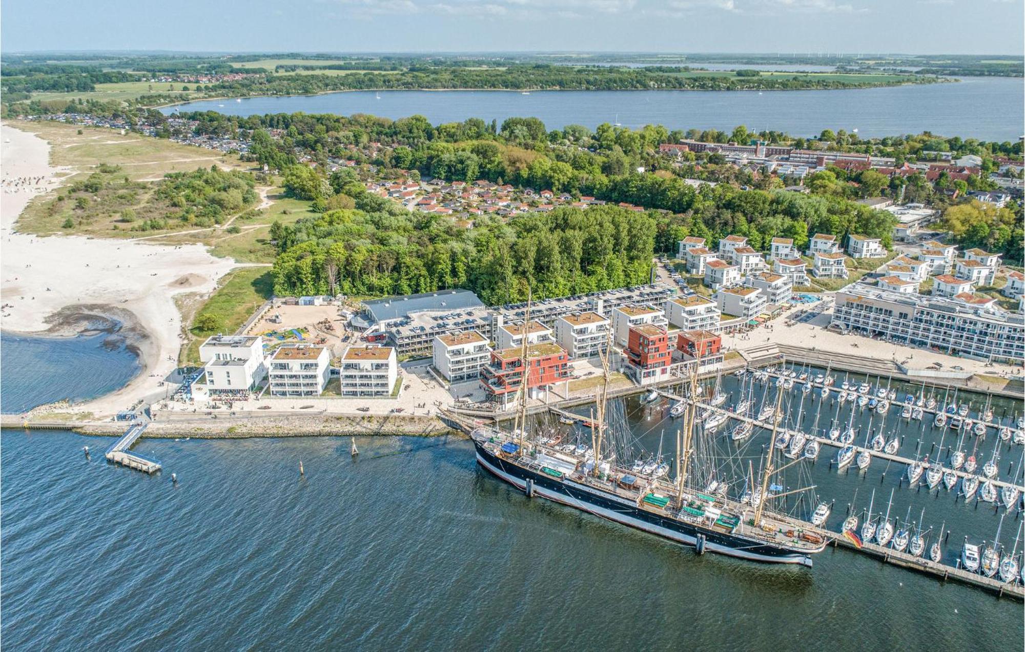 Amazing Apartment In Luebeck Travemuende With Wifi Buitenkant foto